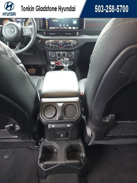 Used 2025 Jeep Wrangler Unlimited Rubicon image 27