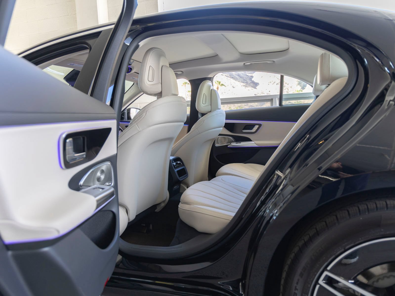 New 2027 Mercedes-Benz E 450 4MATIC Sedan image 19