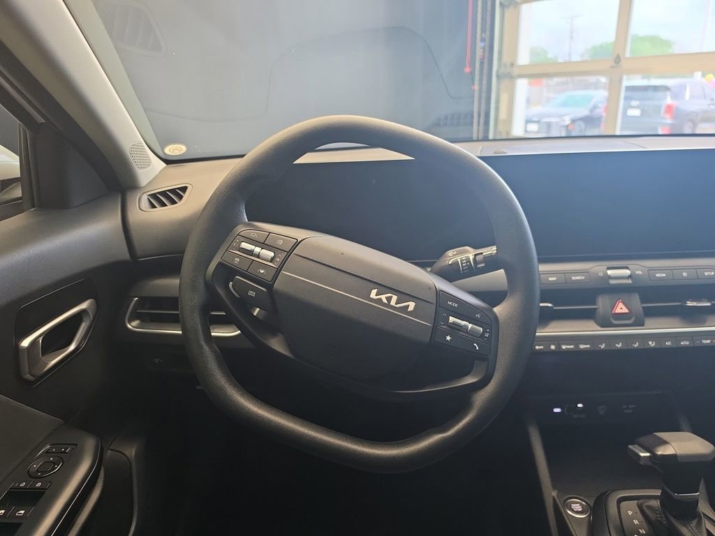 Certified 2025 Kia K4 LXS image 20