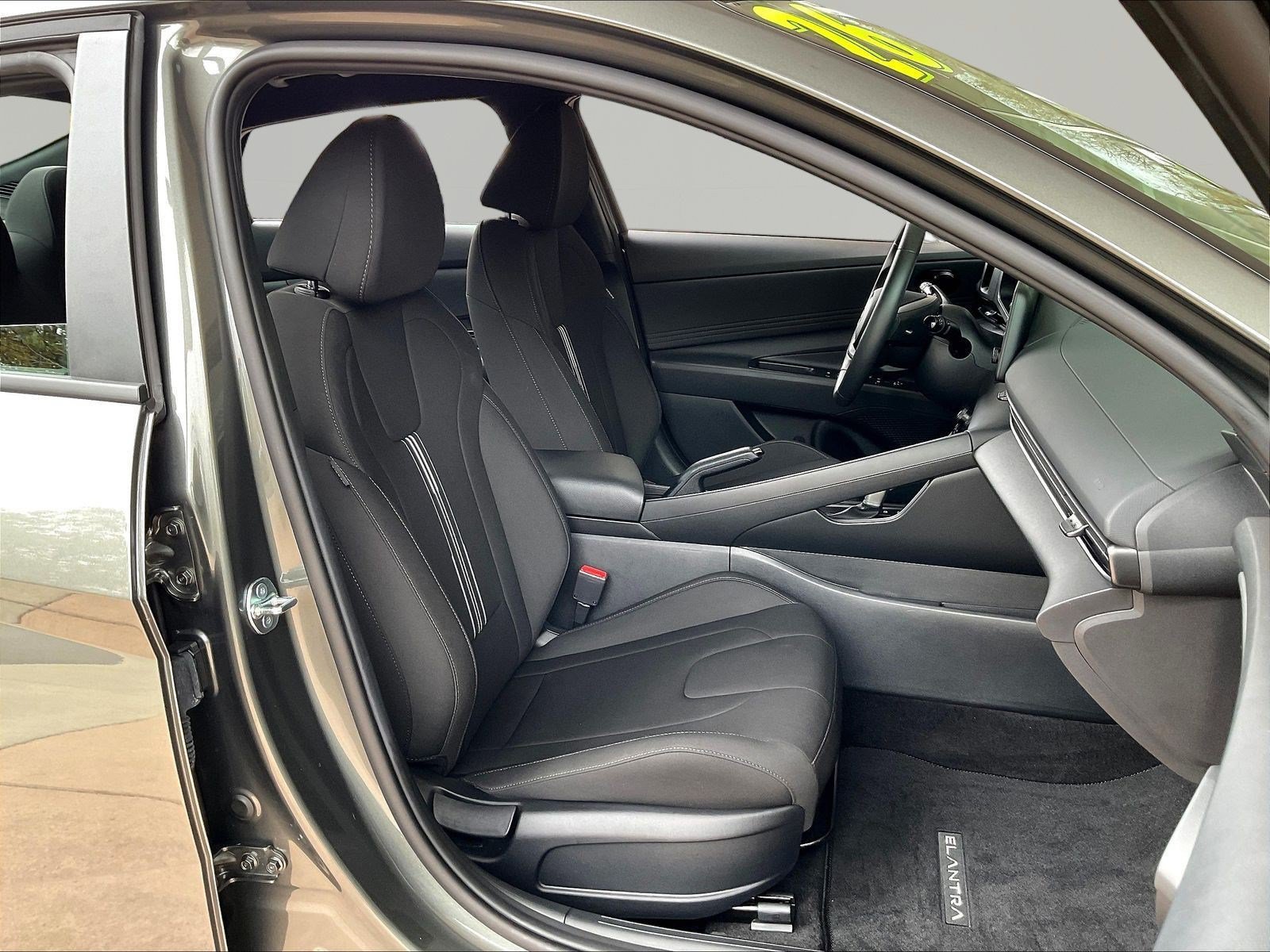 Used 2026 Hyundai Elantra Sport w/ Cargo Package FWD image 28