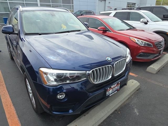 Used 2017 BMW X3 xDrive28i AWD/4WD image 3
