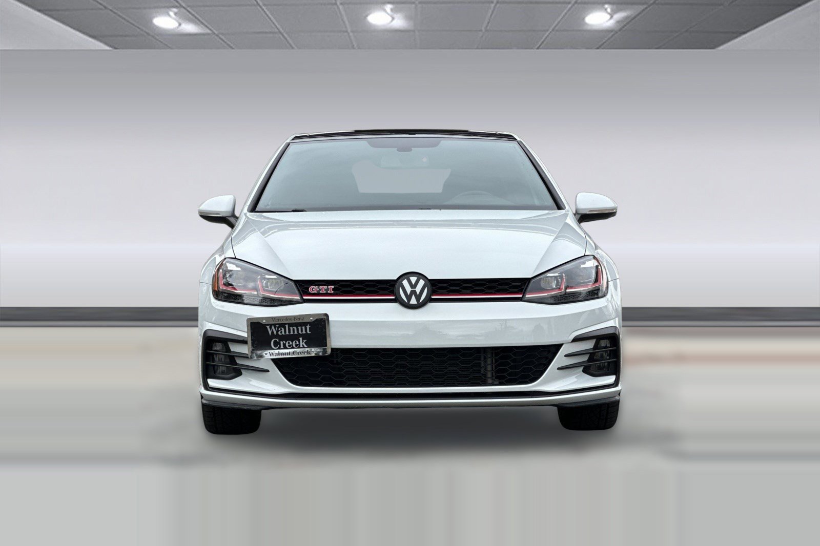 Used 2019 Volkswagen GTI SE w/ SE Experience Package image 5