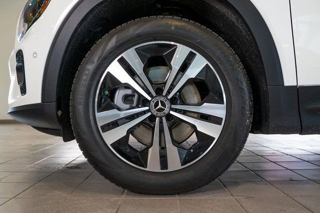 New 2026 Mercedes-Benz GLB 250 4MATIC image 9