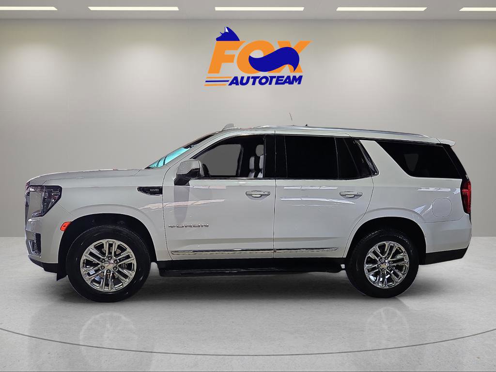 Used 2023 GMC Yukon SLT w/ SLT Luxury Package image 2