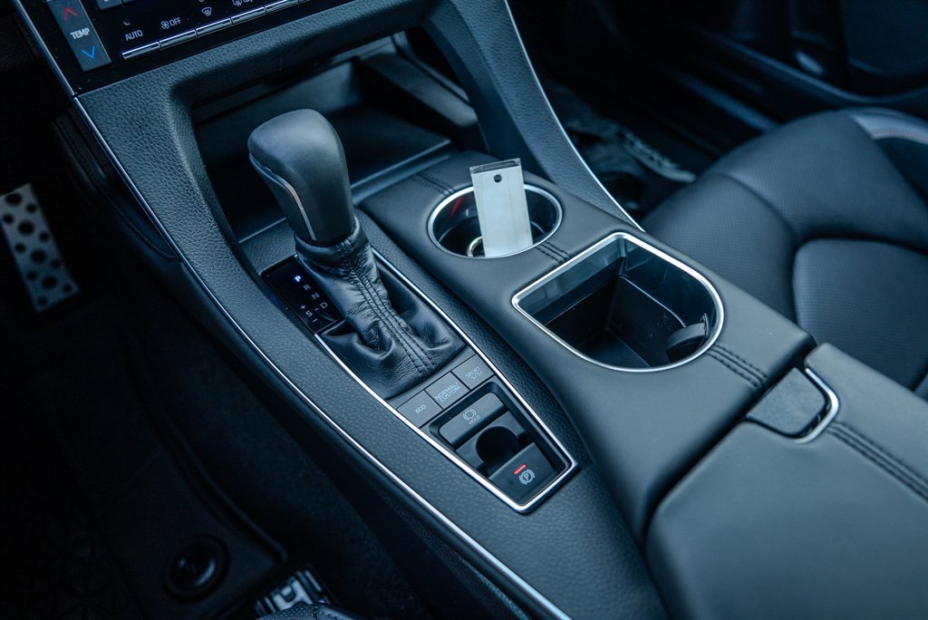 Used 2019 Toyota Avalon Touring w/ Advanced Safety Package FWD image 24