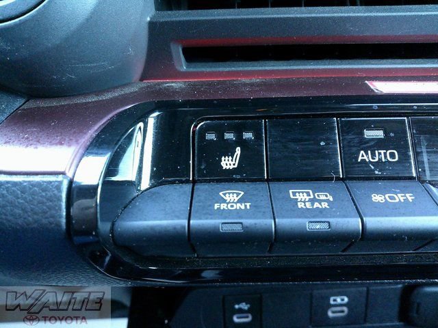 Used 2024 Toyota Prius Prime image 19