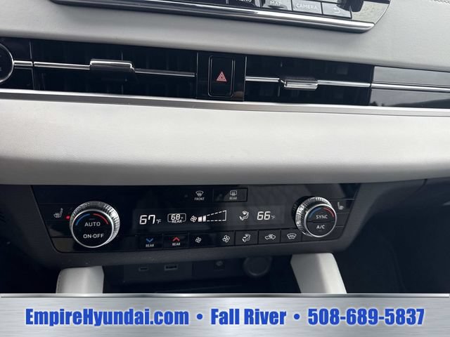 Used 2024 Mitsubishi Outlander SEL Black Edition AWD/4WD image 25