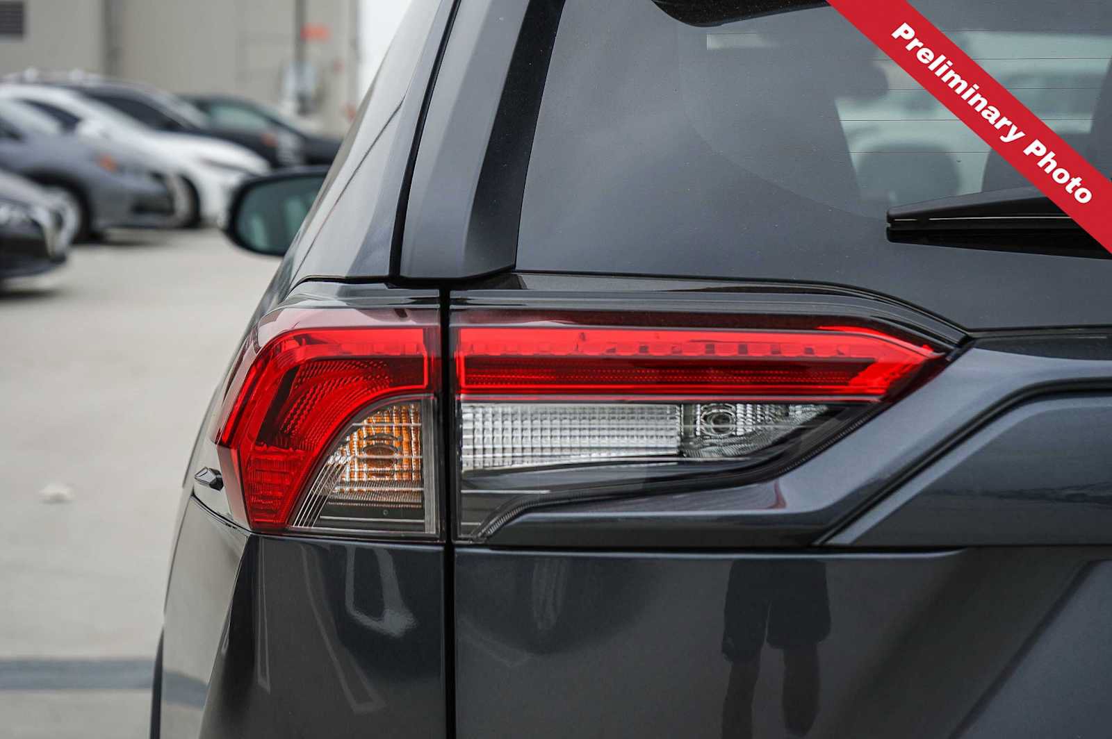 Used 2024 Toyota RAV4 XLE FWD image 9