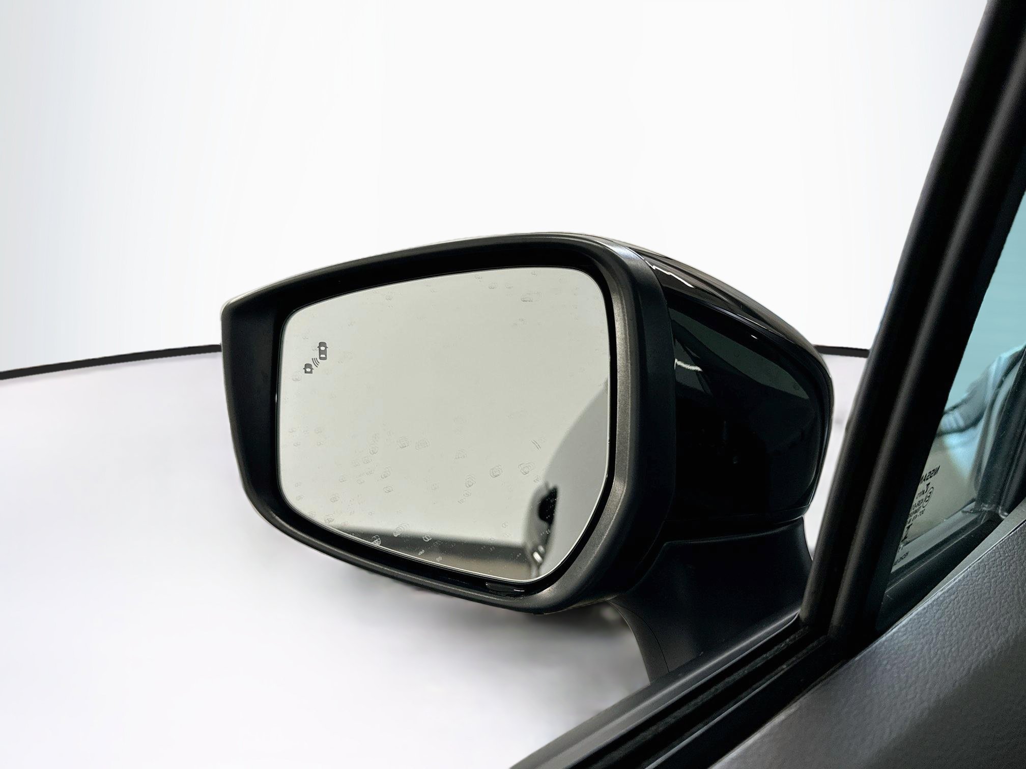 Used 2025 Nissan Versa SV FWD image 16