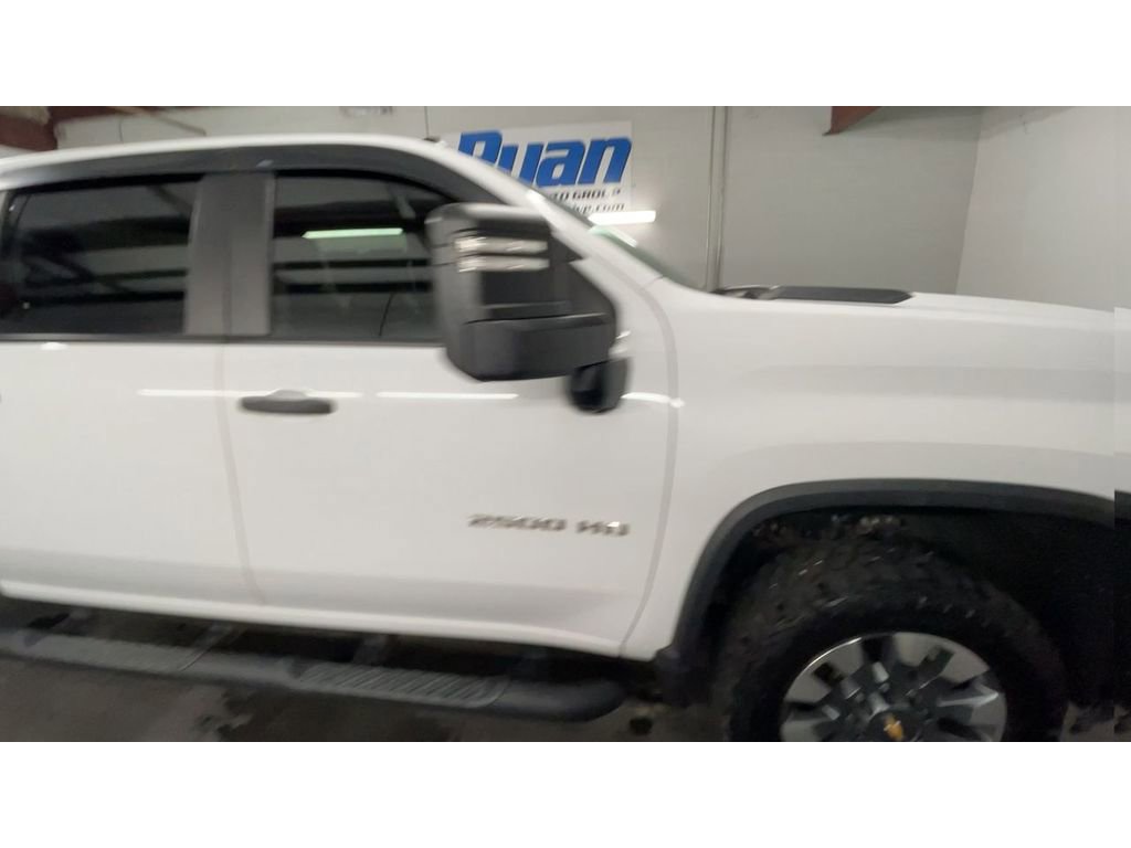 Used 2023 Chevrolet Silverado 2500 Custom w/ Custom Value Package image 2