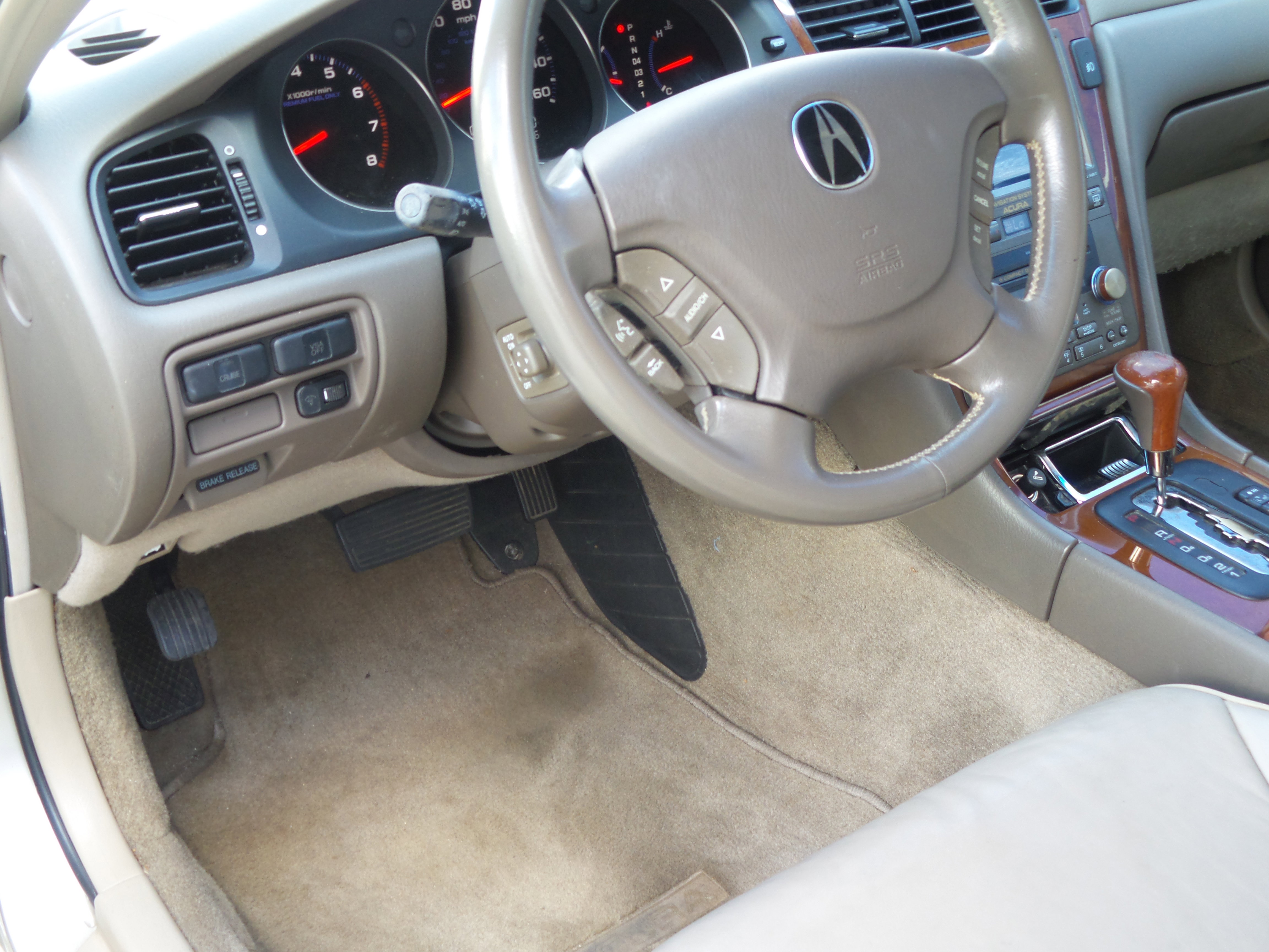 Used 2004 Acura RL image 18