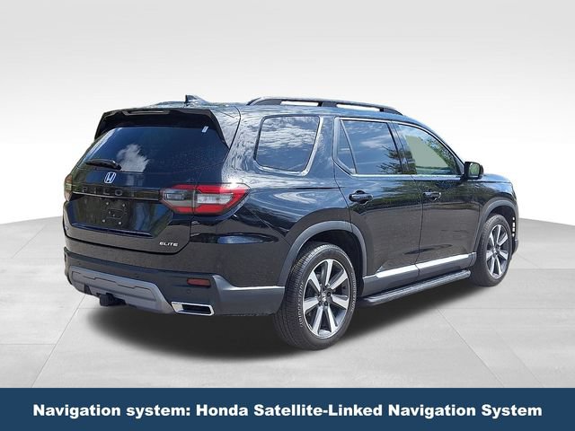 Used 2023 Honda Pilot Elite image 7