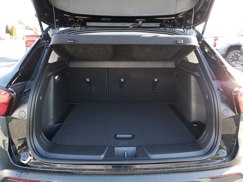 New 2026 Chevrolet Trax ACTIV w/ Sunroof Package image 20