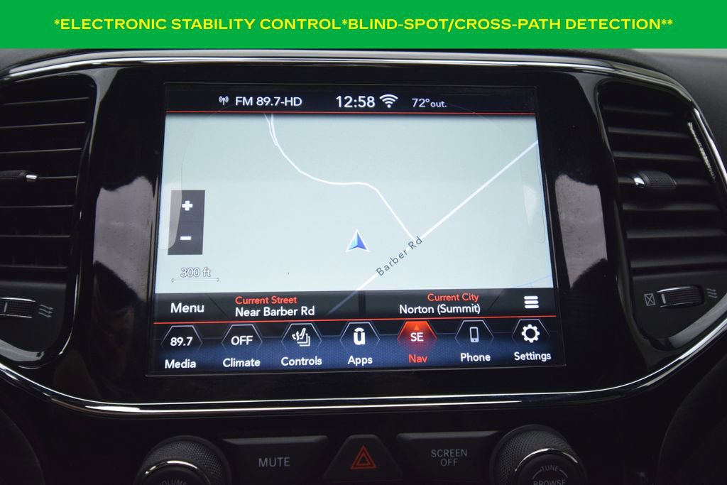 Used 2020 Jeep Grand Cherokee Altitude AWD/4WD image 15
