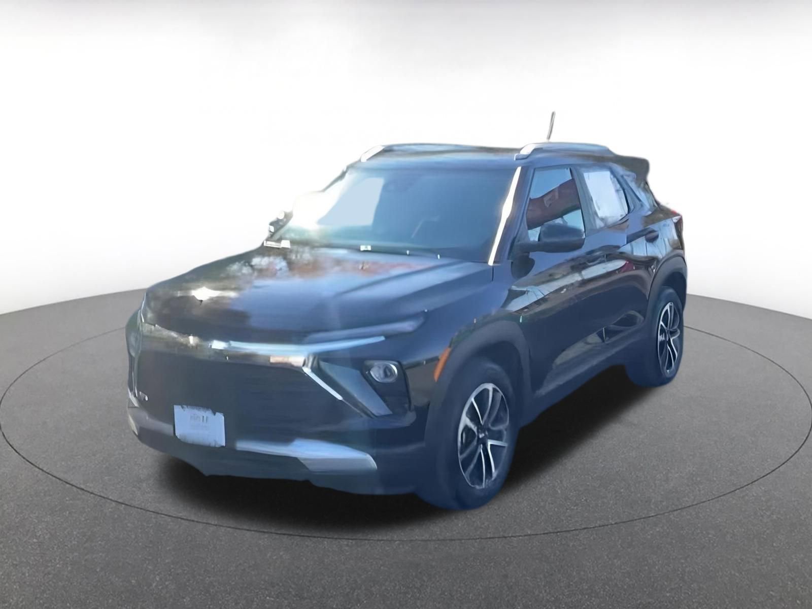 Used 2025 Chevrolet TrailBlazer LT image 4