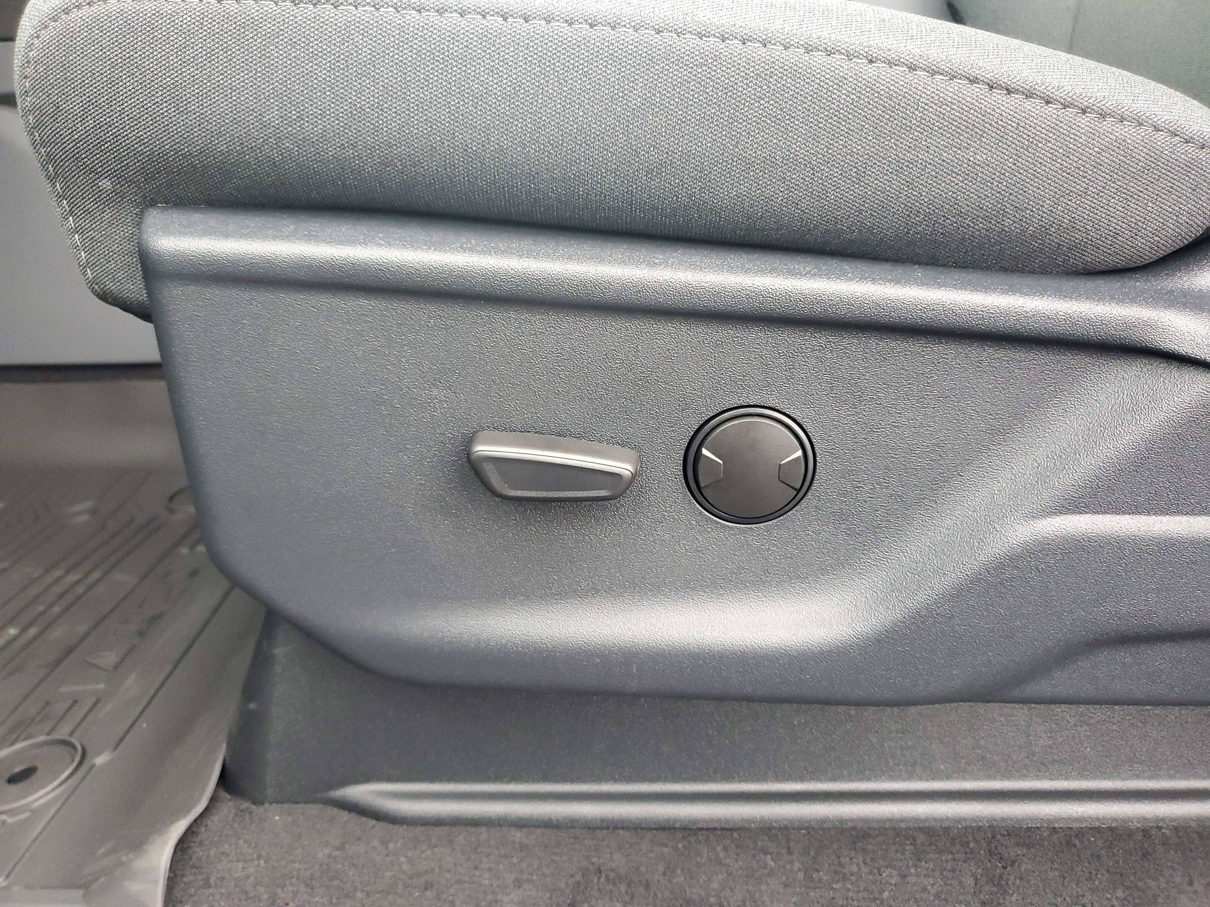 New 2026 Ford F250 XLT w/ XLT Premium Package image 18