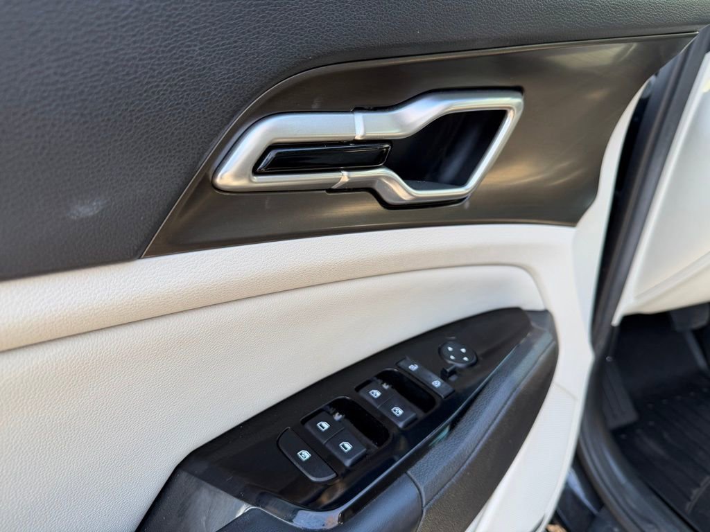 Used 2023 Kia Sportage EX image 18