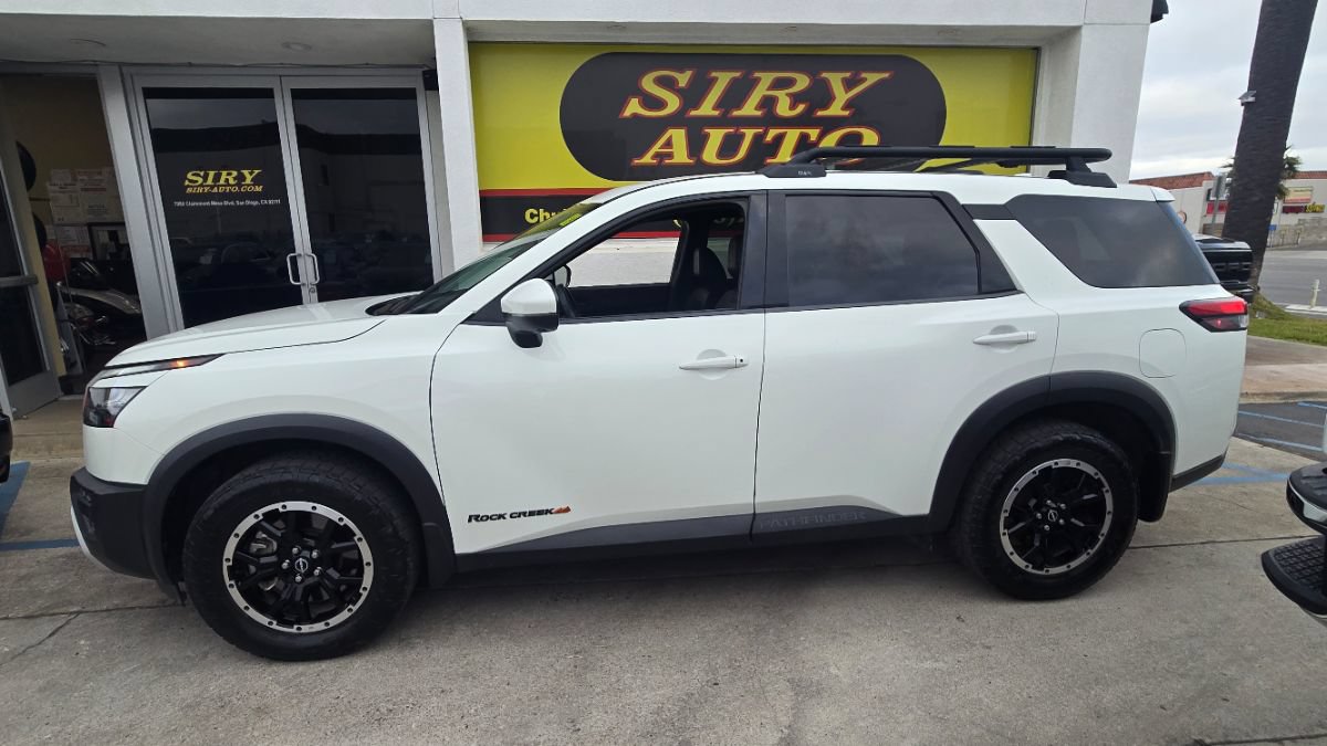 Used 2023 Nissan Pathfinder Rock Creek AWD/4WD image 34