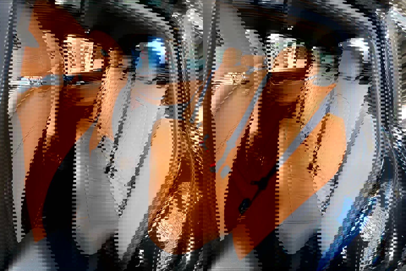 Certified 2025 BMW X4 xDrive30i image 19