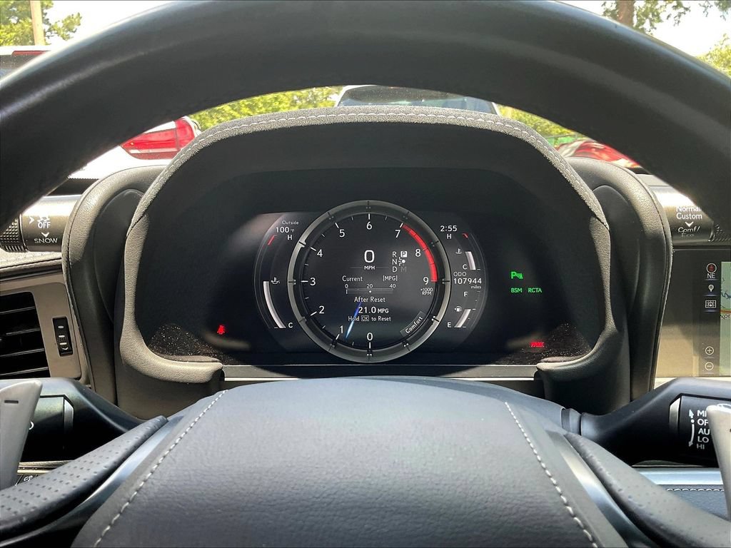 Used 2018 Lexus LC 500 Coupe w/ Sport Package RWD image 11