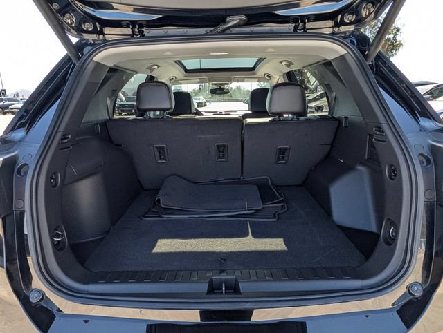 Used 2023 Chevrolet Equinox Premier AWD/4WD image 10