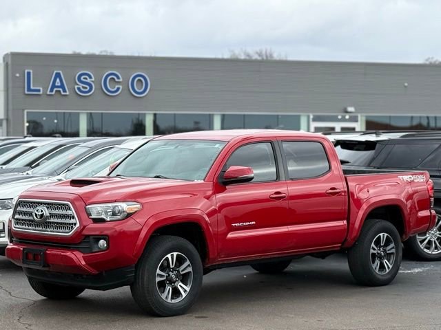 Used 2016 Toyota Tacoma SR 360° Tour