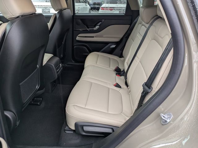 New 2026 Lincoln Corsair Premiere image 10