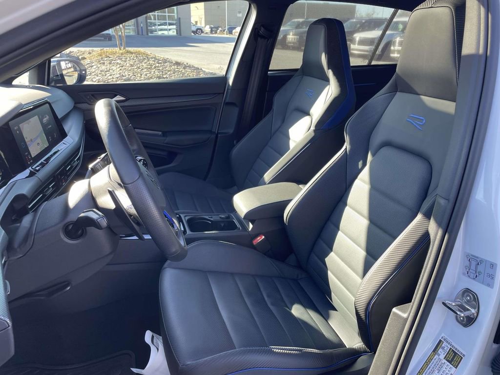 Used 2024 Volkswagen Golf R image 8