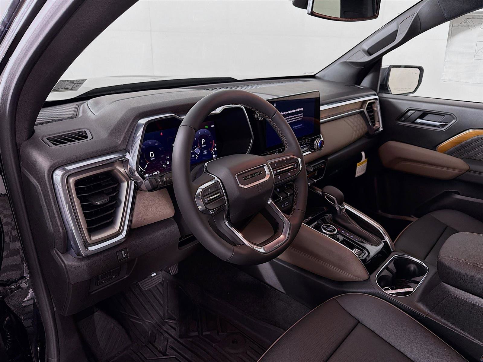 New 2026 GMC Canyon Denali w/ LPO, Denali Black Edition image 9