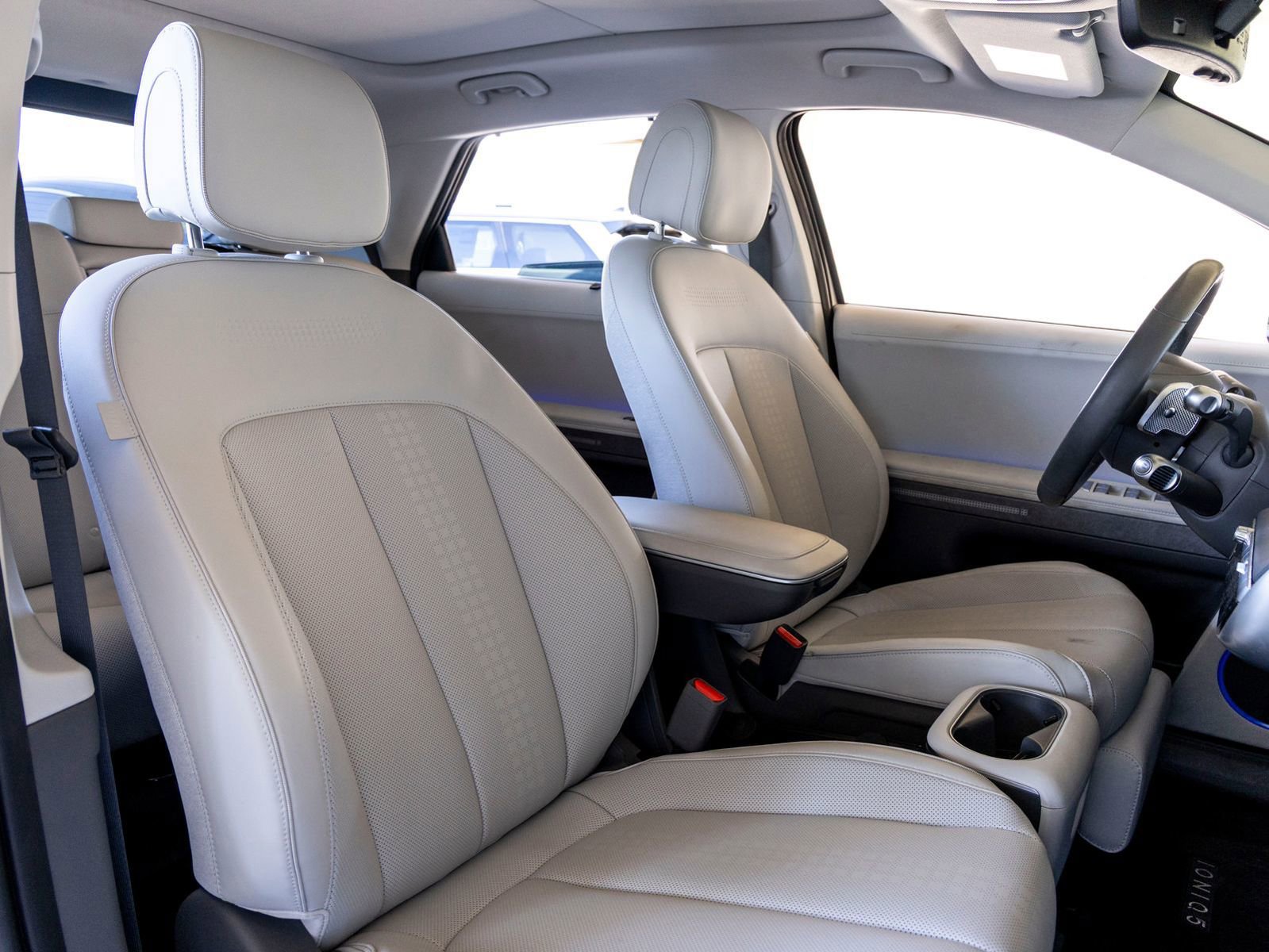 Used 2023 Hyundai Ioniq 5 Limited w/ Cargo Package RWD image 26