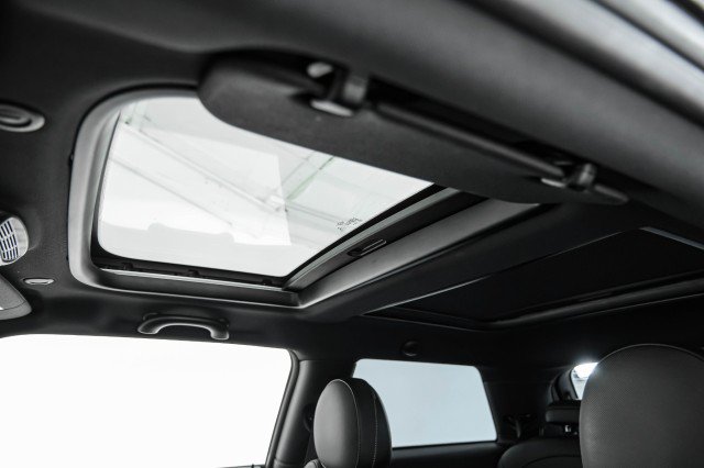 Used 2015 MINI Cooper S FWD image 21