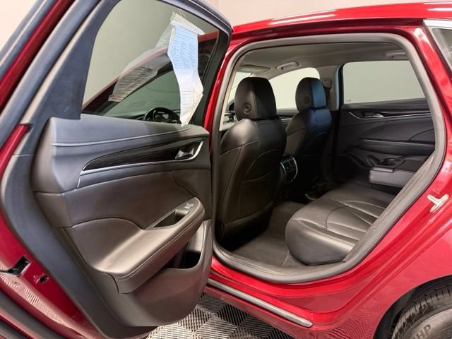 Used 2017 Buick LaCrosse Essence FWD image 18
