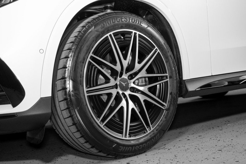 New 2026 Mercedes-Benz GLC 43 AMG 4MATIC image 31