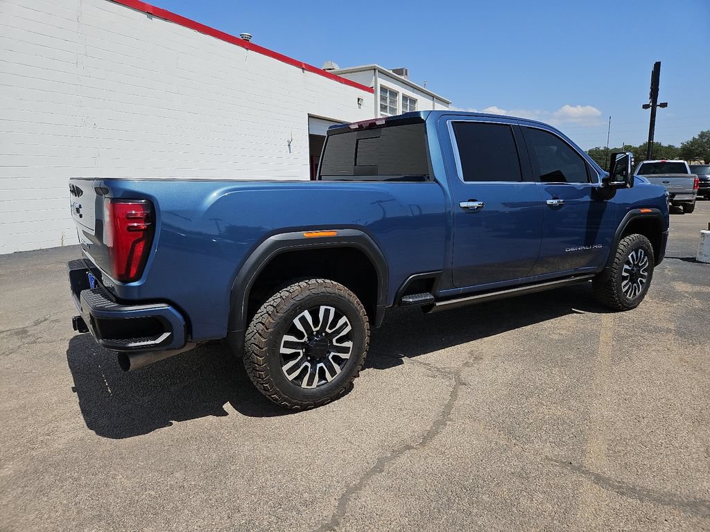 Used 2024 GMC Sierra 2500 Denali Ultimate w/ Max Trailering Package AWD/4WD image 11