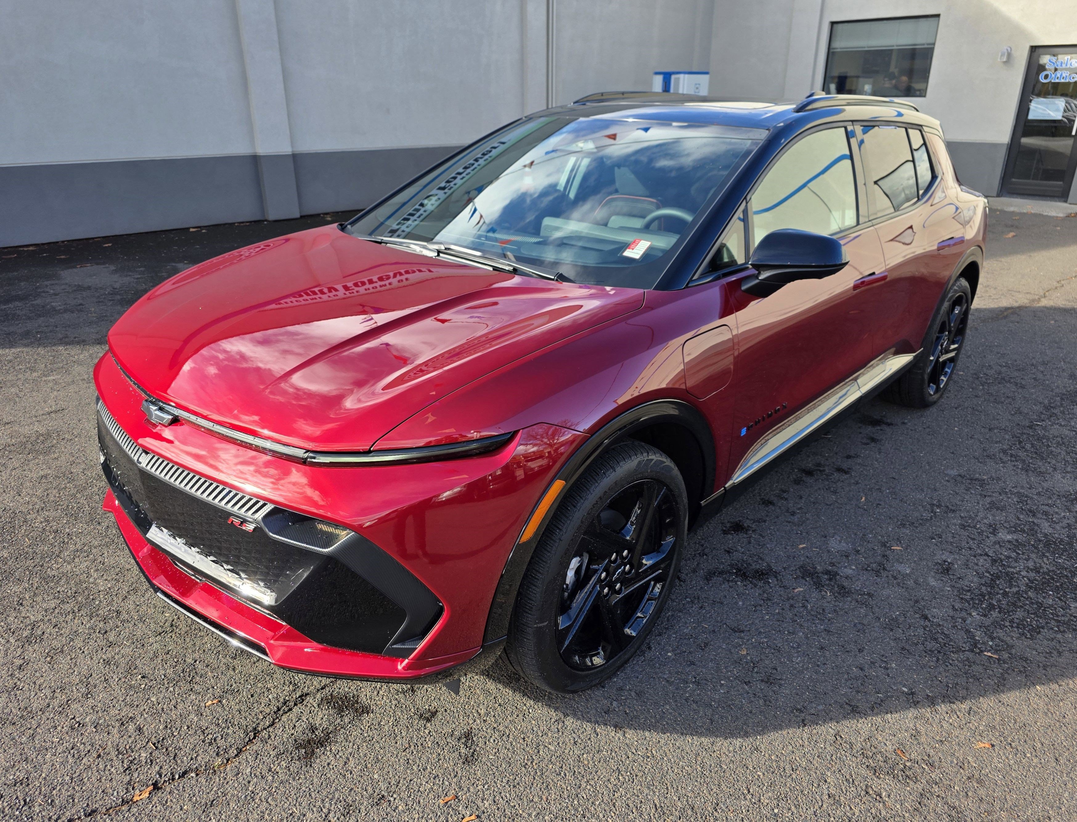 Used 2025 Chevrolet Equinox EV RS image 27