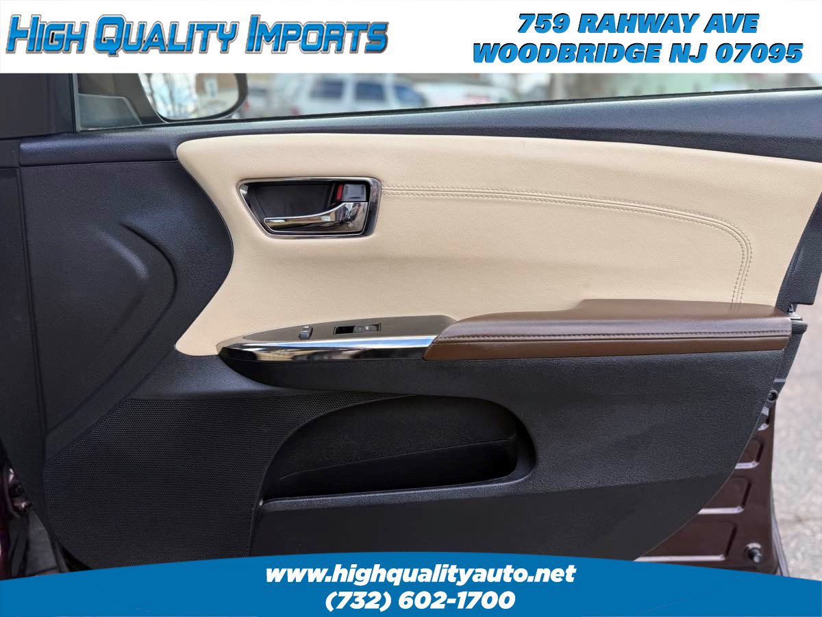 Used 2014 Toyota Avalon XLE Touring image 51