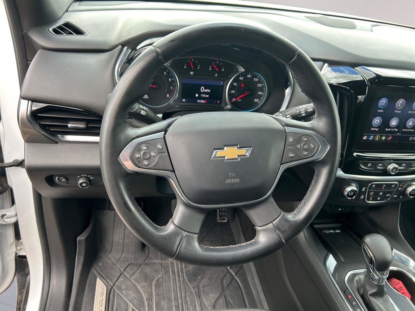 Used 2023 Chevrolet Traverse LT image 12