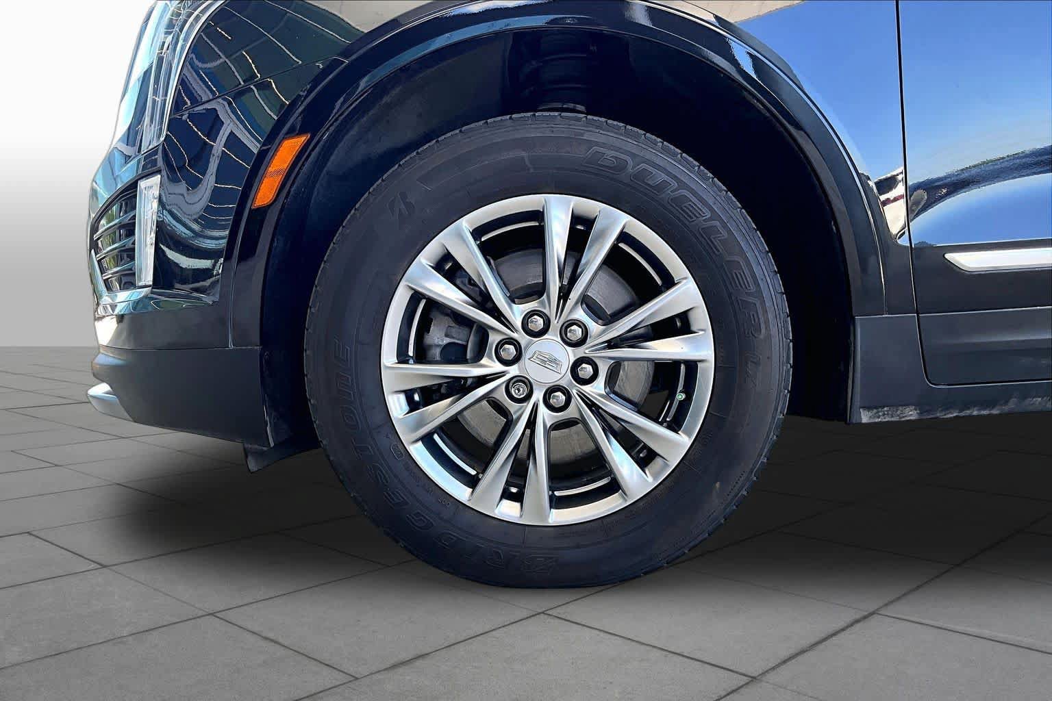 Used 2023 Cadillac XT5 Premium Luxury FWD image 11