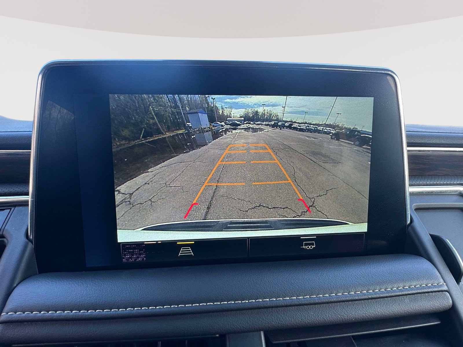 Certified 2023 Chevrolet Suburban Premier image 13