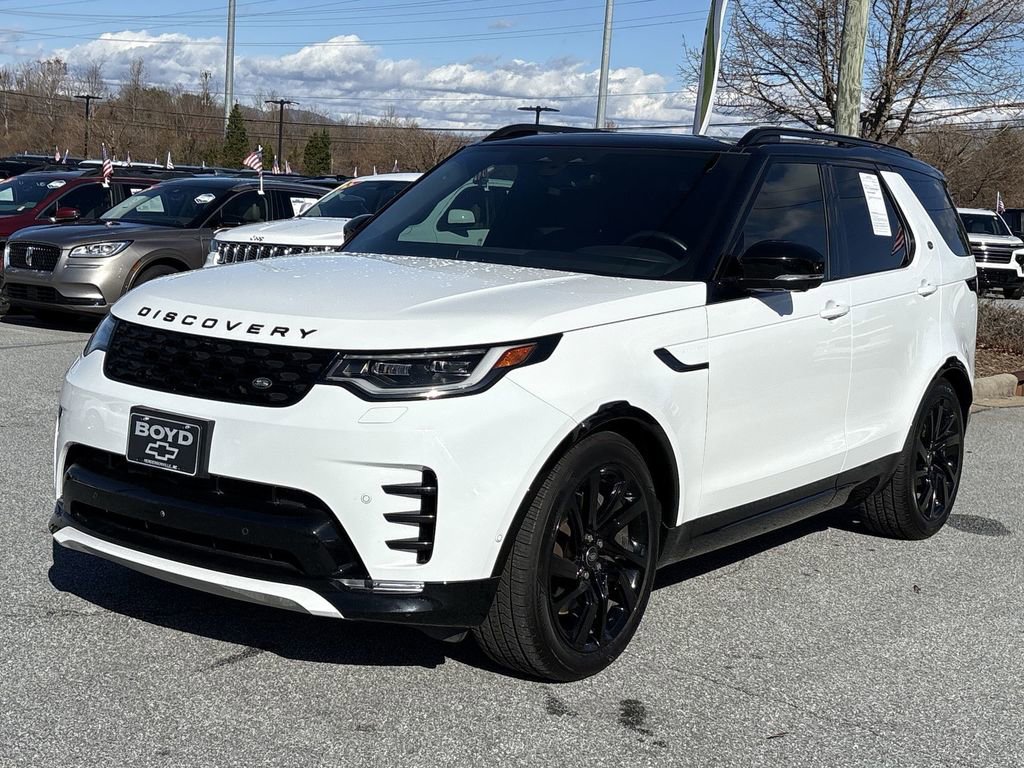 Used 2023 Land Rover Discovery S R-Dynamic image 4