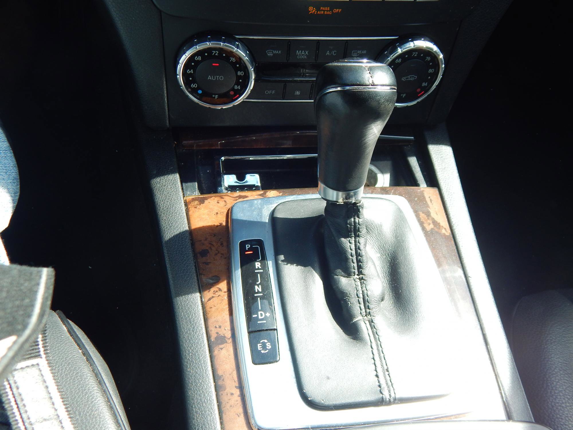 Used 2012 Mercedes-Benz C 300 SEDAN 4-DR image 22