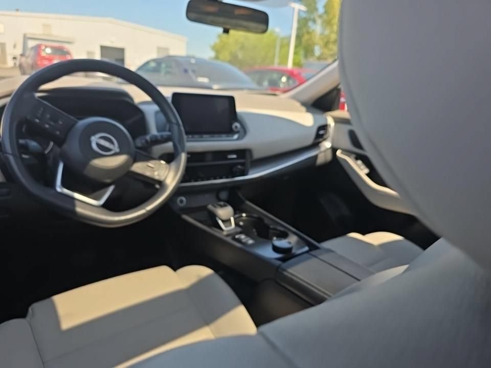 Certified 2023 Nissan Rogue SV w/ SV Premium B Package AWD/4WD image 11