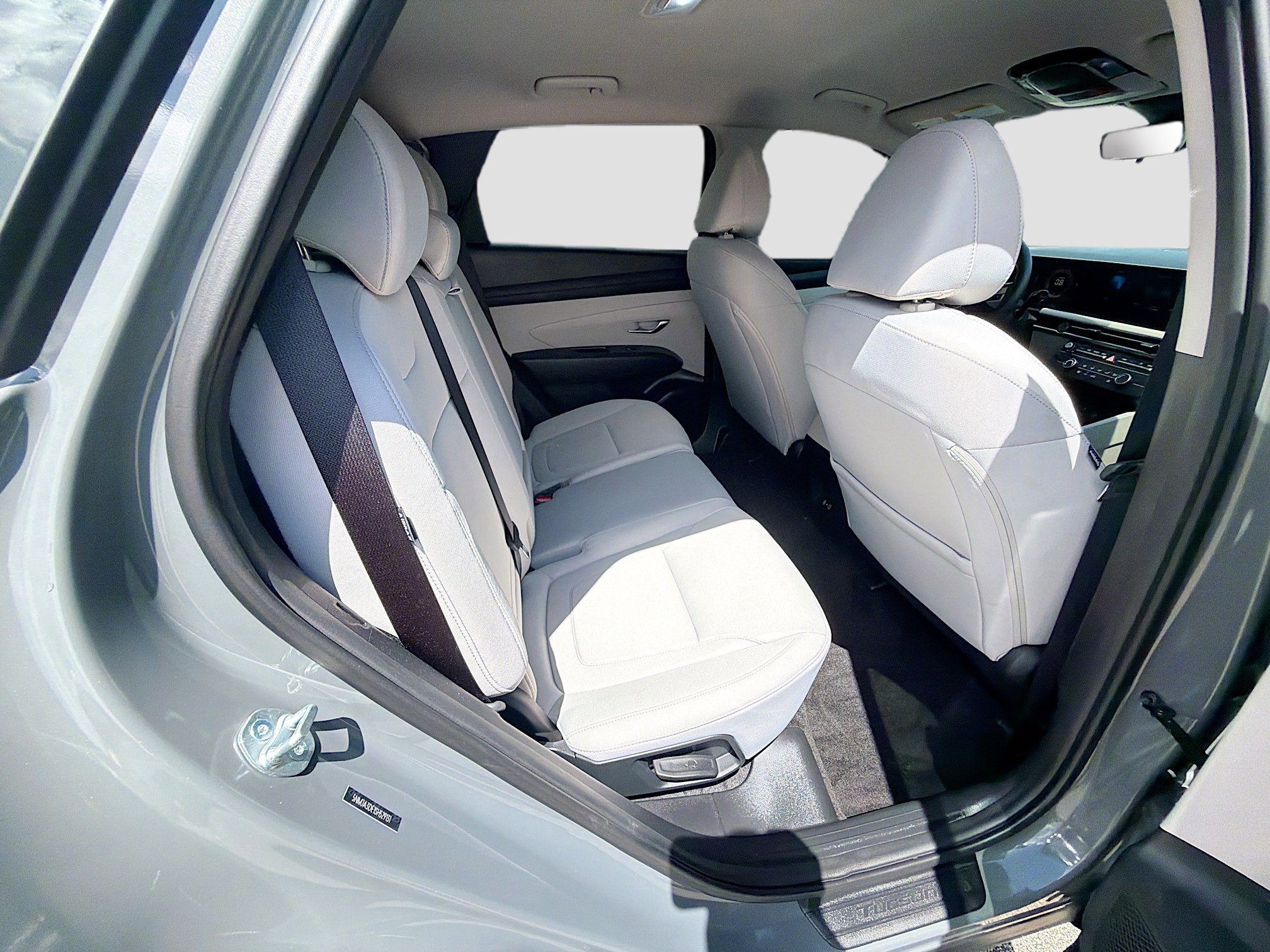 Used 2025 Hyundai Tucson SE image 25