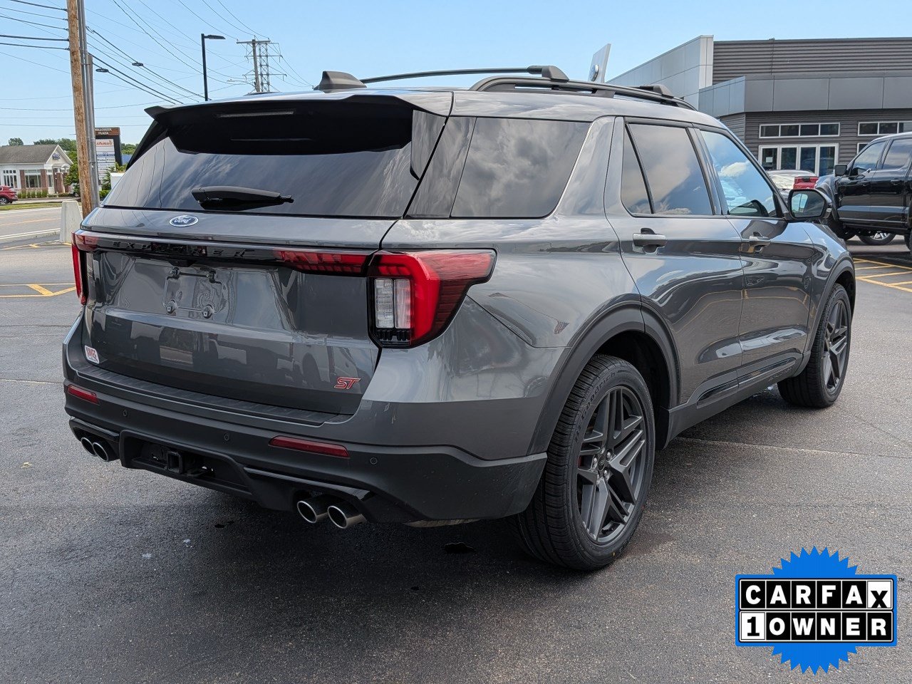 Certified 2025 Ford Explorer ST AWD/4WD image 4