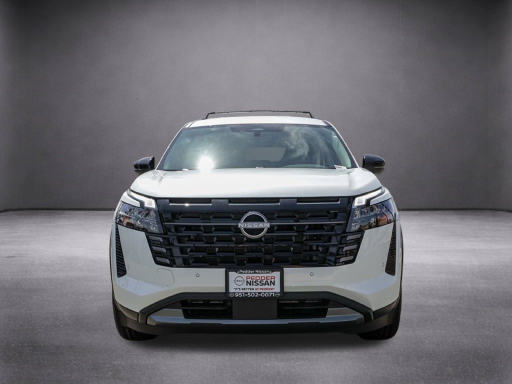 New 2026 Nissan Pathfinder SL FWD image 9