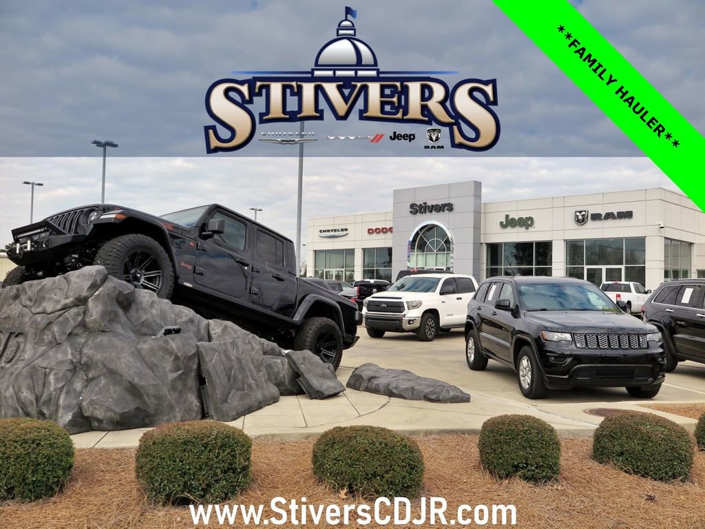 New 2026 Chrysler Pacifica Select image 20