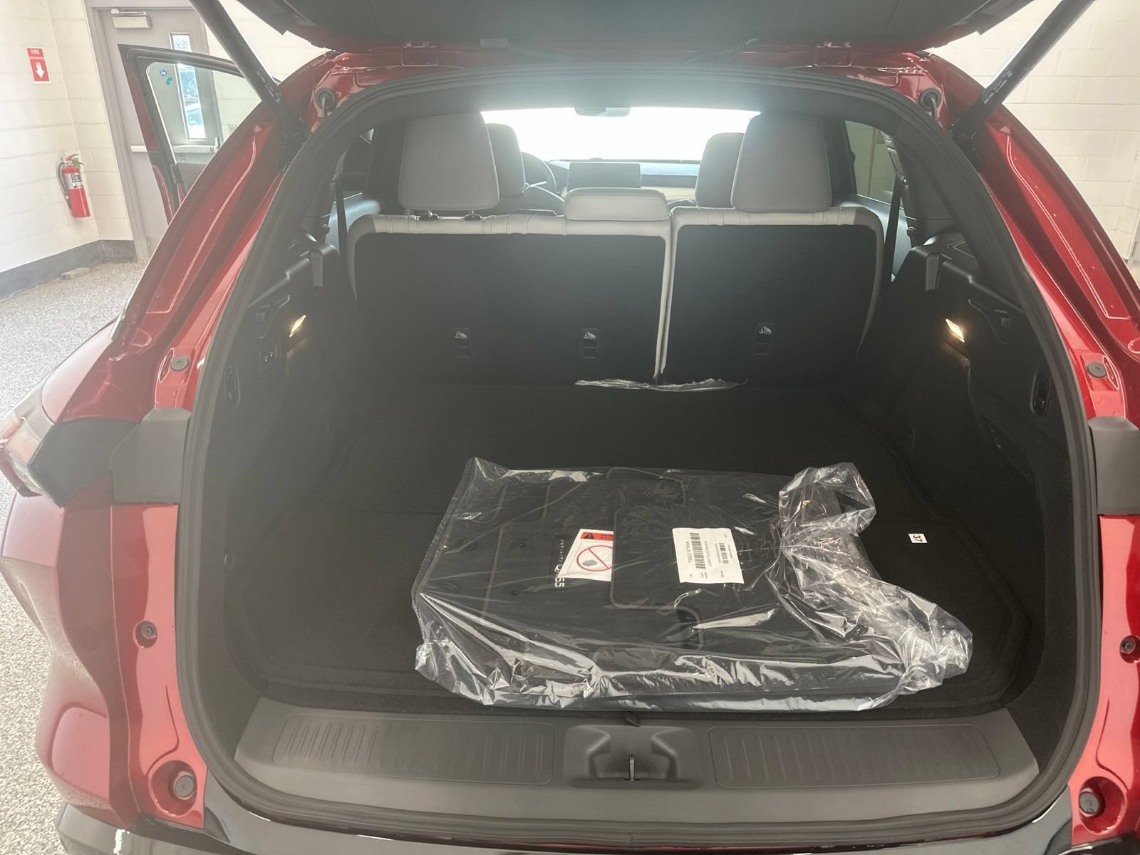 New 2027 INFINITI QX65 Sport w/ Cargo Package AWD/4WD image 11