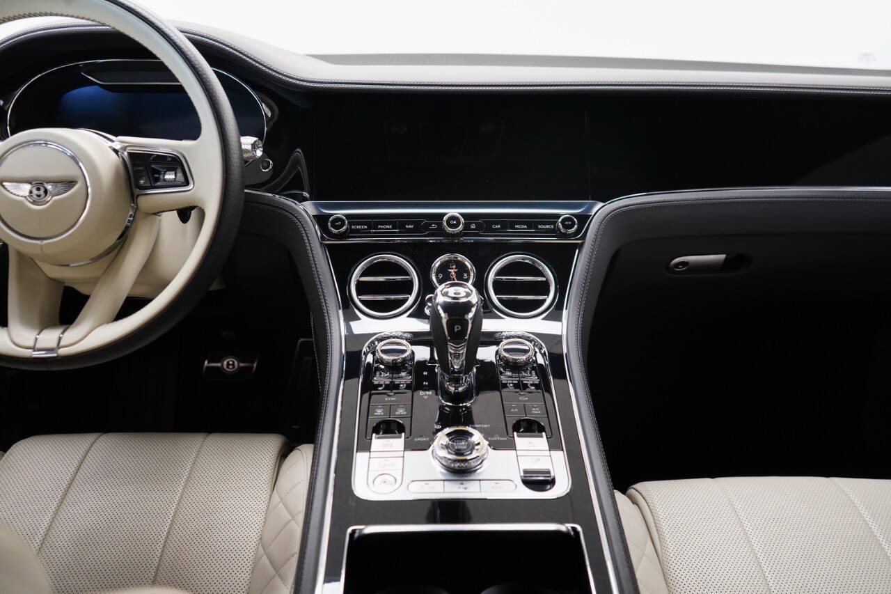 Used 2021 Bentley Continental GT AWD/4WD image 43