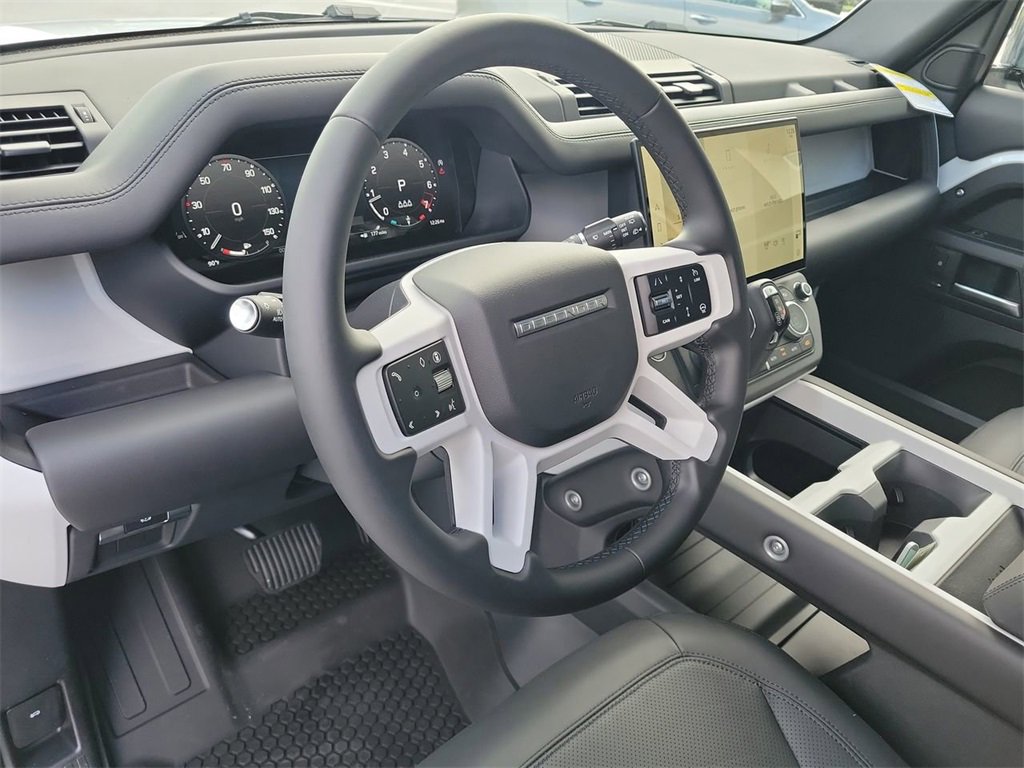 New 2026 Land Rover Defender 110 S image 24