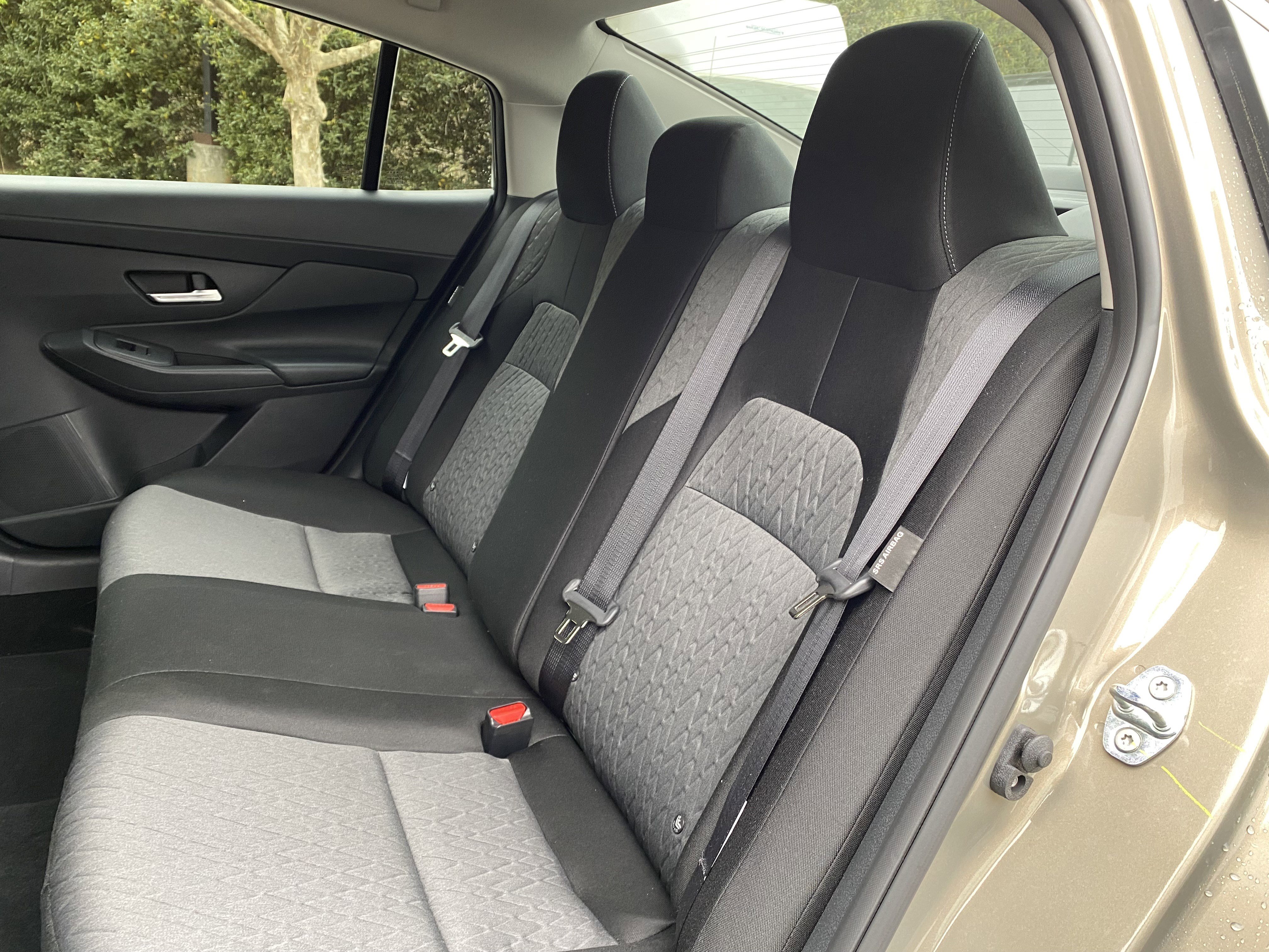Used 2026 Nissan Sentra SV w/ SV Convenience Package image 34